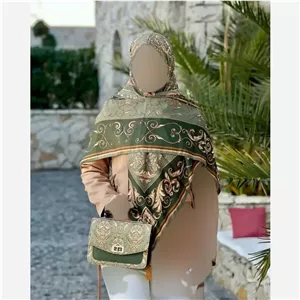 ست کیف و روسری الیزابت با کیف مخمل و چرم و روسری نخی منگوله دار
