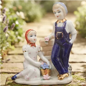 مجسمه چینی دکوری طرح زیبای چینی اروپایی دختر پسر مناسب دکور کادو و جهیزیه ارسال ایمن همه شهرها