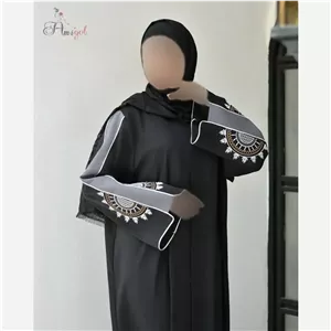 مانتو عبایی خورشید کرپ ندا اماراتی گلدوزی شده دکمه مخفی سایز بزرگ