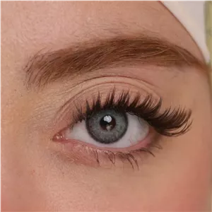 لنز چشم هرا مدل 29 سالانه کد AQYA360 رنگ آبی طبیعی دوردار