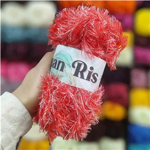 کاموا یوموش رنگ قرمز اسپرت (100گرمی)