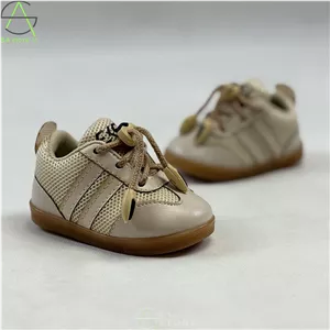 کفش کتونی بچگانه آدیداس نقلی صوتی Adidas (جغجغه دار)