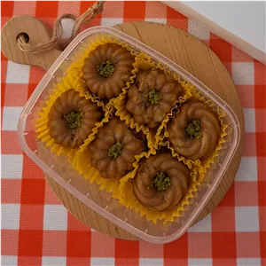 باقلوا گردو عسل کوچک بسته 6 عددی(پس کرایه)