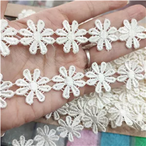 نوار گیپوری شکوفه نباتی عرض 2 و نیم سانتیمتر 