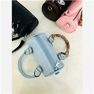 کیف اسپرت مدل الین کوچ صندوقی