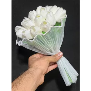 دسته گل عروس لاله 19 شاخه با تزیین