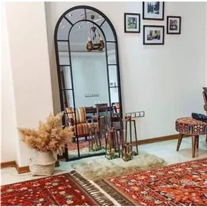 آینه ایستاده