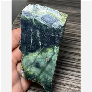 سنگ خام یشم سرپانتین طبیعی کد7753