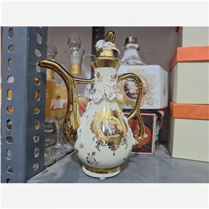 گلاب پاش گلبرجسته رنگ کرم خیلی شیک