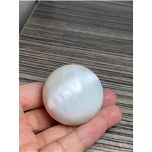 گوی سنگ طبیعی سلنایت زیبا و خاص کد 7838