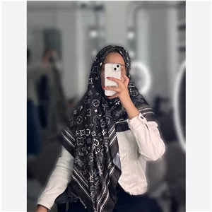 روسری ابریشمی طرح ال وی