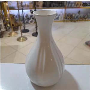 تندیس گلدان سرامیکی گلدان صورتی کیفیت عالی گلدون طرح رادین جهیزیه عروس دکوری مدرن اکسسوری منزل دکوراسیون شیک رومیز