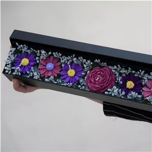 باکس هدیه گل بابونه بنفش