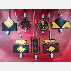 جای دعا چرم طبیعی (چرم گاوی) جاحرزی دست دوز