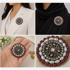 گلسینه دستدوز مرواریدی با نگین صورتی، سنجاق سینه مجلسی مناسب مانتو، کت و شال