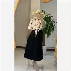 شومیز گره ای گل مشکی جنس بوگاتی فری سایز