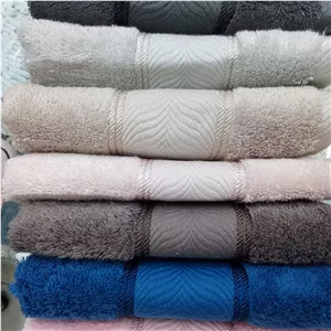 حوله دست و صورت ترک فوقالعاده نرم، لطیف