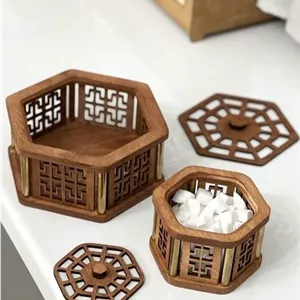 آدجابازار - قندان چوبی مشبک (ارسال پس کرایه)