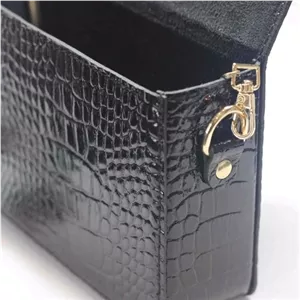 کیف دوشی مجلسی زنانه مدل چرم ورنی