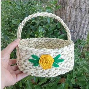 سبد حصیری دسته دار 