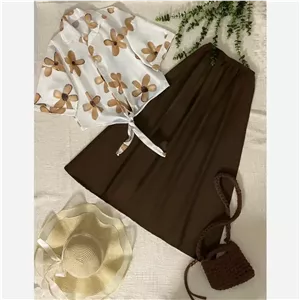 شومیز گره ای گل مشکی جنس بوگاتی فری سایز