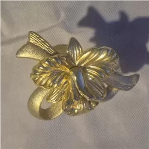 اویز پرده جمع کن مدل پروانه ای