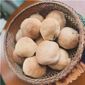 نان کوهی آمل با مغز گردو ،شکر سرخ، هل و رازیانه 