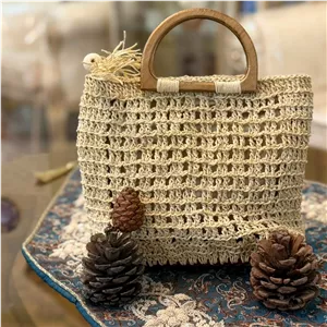 کیف ساحلی رافیا دسته چوبی