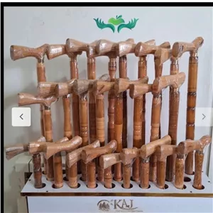عصا چوب راش خراطی شده به همراه پاشنه عصا مجموعه 8 عددی عمده