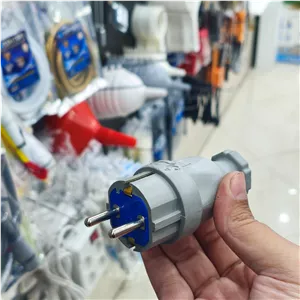 دوشاخه صنعتی تیراژه 16 آمپر