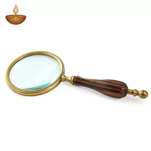 ذره بین برنجی با دسته چوبی کد 7357
