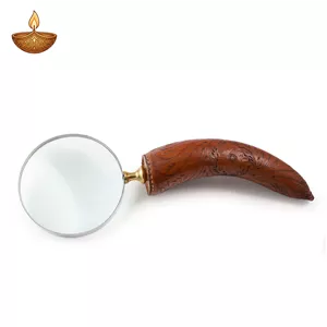 ذره بین برنجی با دسته چرمی کد 7362
