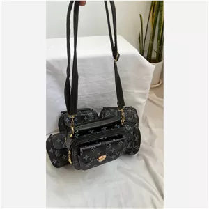 کیف زنانه دوشی