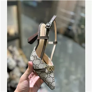 کفش پاشنه دار شیک و ترند گوچی زنانه دخترانه استلتو لودشکا صندل GUCCI زنجیری زنجیر دار کتان چرم تابستونی روز مره