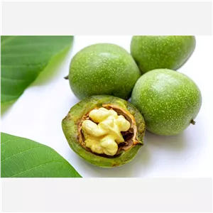 گردو با پوست سبز قالب ریز