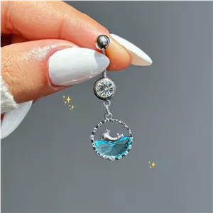 پیرسینگ ناف نهنگ آبی