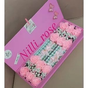 باکس هدیه کتابی گل و پول - کادوی خاص تولد و سالگرد