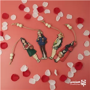 آویز کیف چوبی طرح دختر