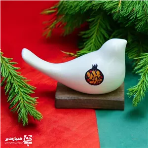 تندیس پرستو یلدا همیار مدیر