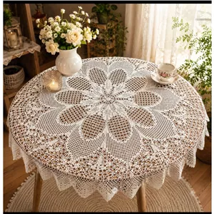 رومیزی ابریشمی گرد