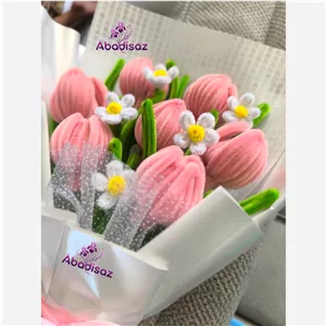 دسته گل لاله عروس دریایی ( لاله و بابونه ) 