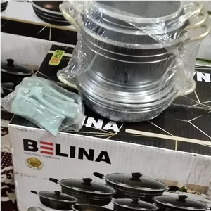 حراج حراج سرویس قابلمه 7پارچه لب چدن جنس گرانتیتی مارک بلینا سایز بزرگ شامل سه تا قابلمه به همراه 3تا درب پیرکس ویک ماه