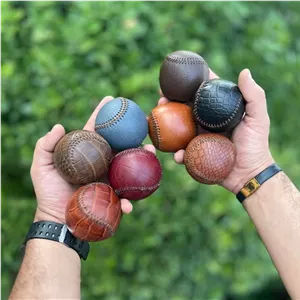 توپ تنیس چرم طبیعی 