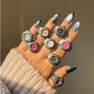 ساعت انگشتری