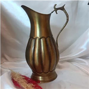 پارچ برنجی طرح آنتیک