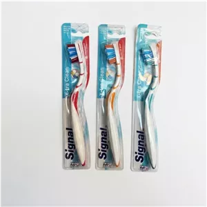 مسواک بزرگسال سیگنال مدل X-tra Clean برس متوسط 