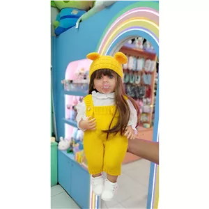 عروسک سیلیکونی هوشمند بالباس بافتنی