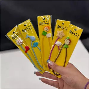 نشانک و بوک مارک کتاب آویزدار خمیری در رنگ بندی و طرح های متنوع شاد و فانتزی