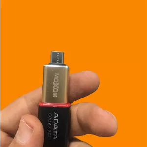 OTG MOXOM ☑️سوکت:تایپ سی ☑️داری سه رنگ بندی سفید مشکی و طلایی