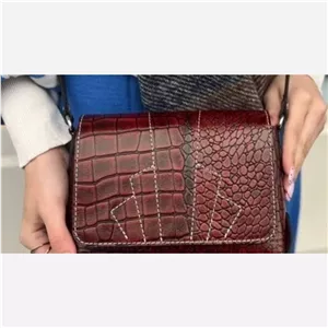 کیف زنانه چرم طبیعی گاوی دست دوز با ضمانت یکساله